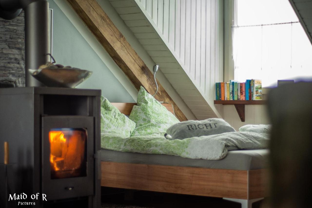 Hof Vierzehnender: Eifel Studio mit Dachterrasse und Kamin Monschau Exterior photo